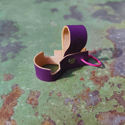 L’Astuce Nomade – support téléphone en cuir