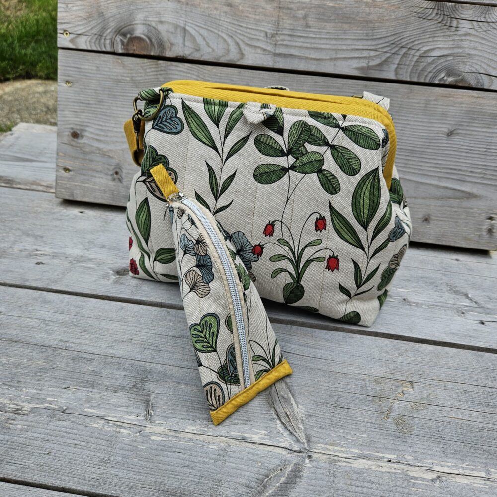 Collection Signature Avril - Sac et trousse modèle D