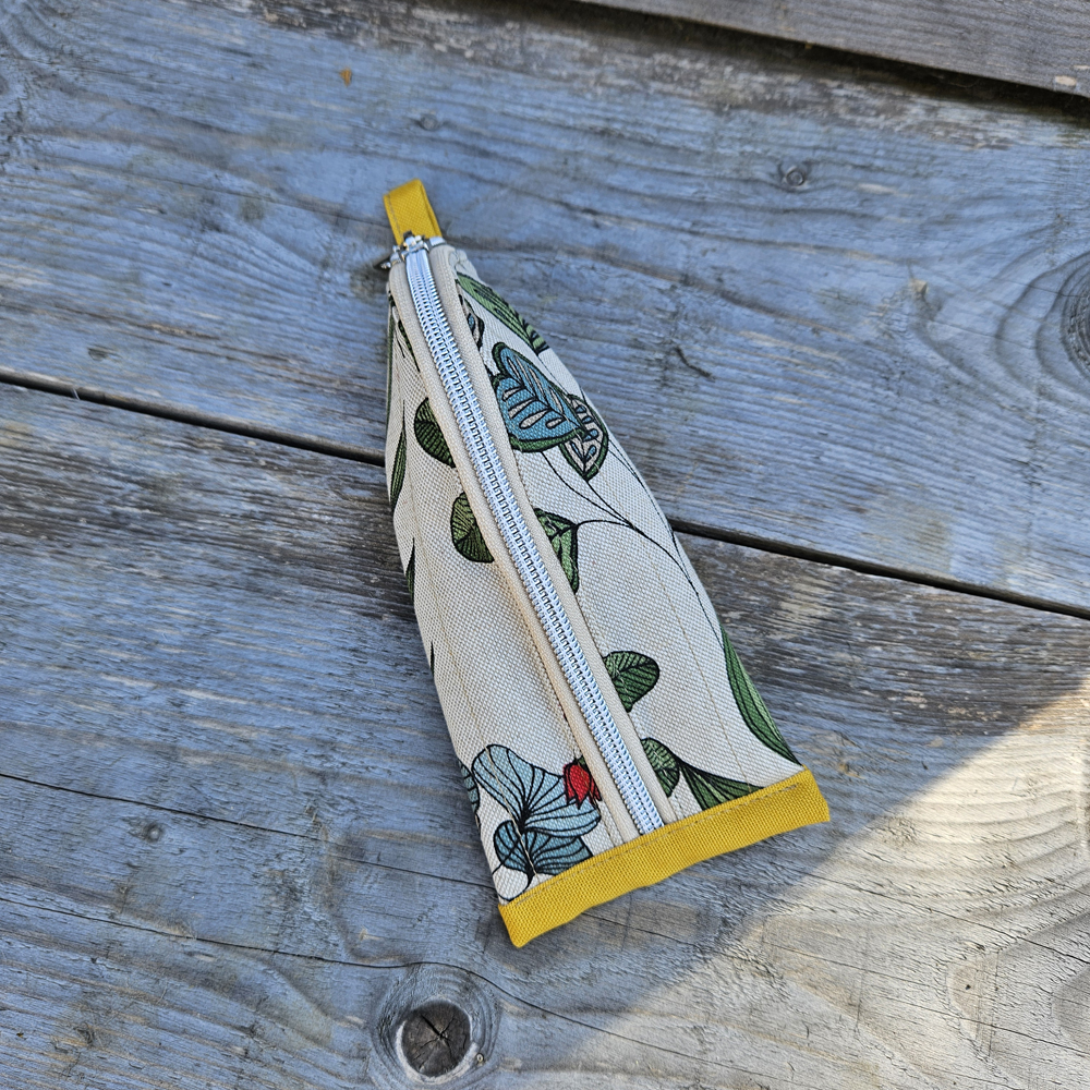 Collection Signature Avril - Trousse Mini Maxi  - B
